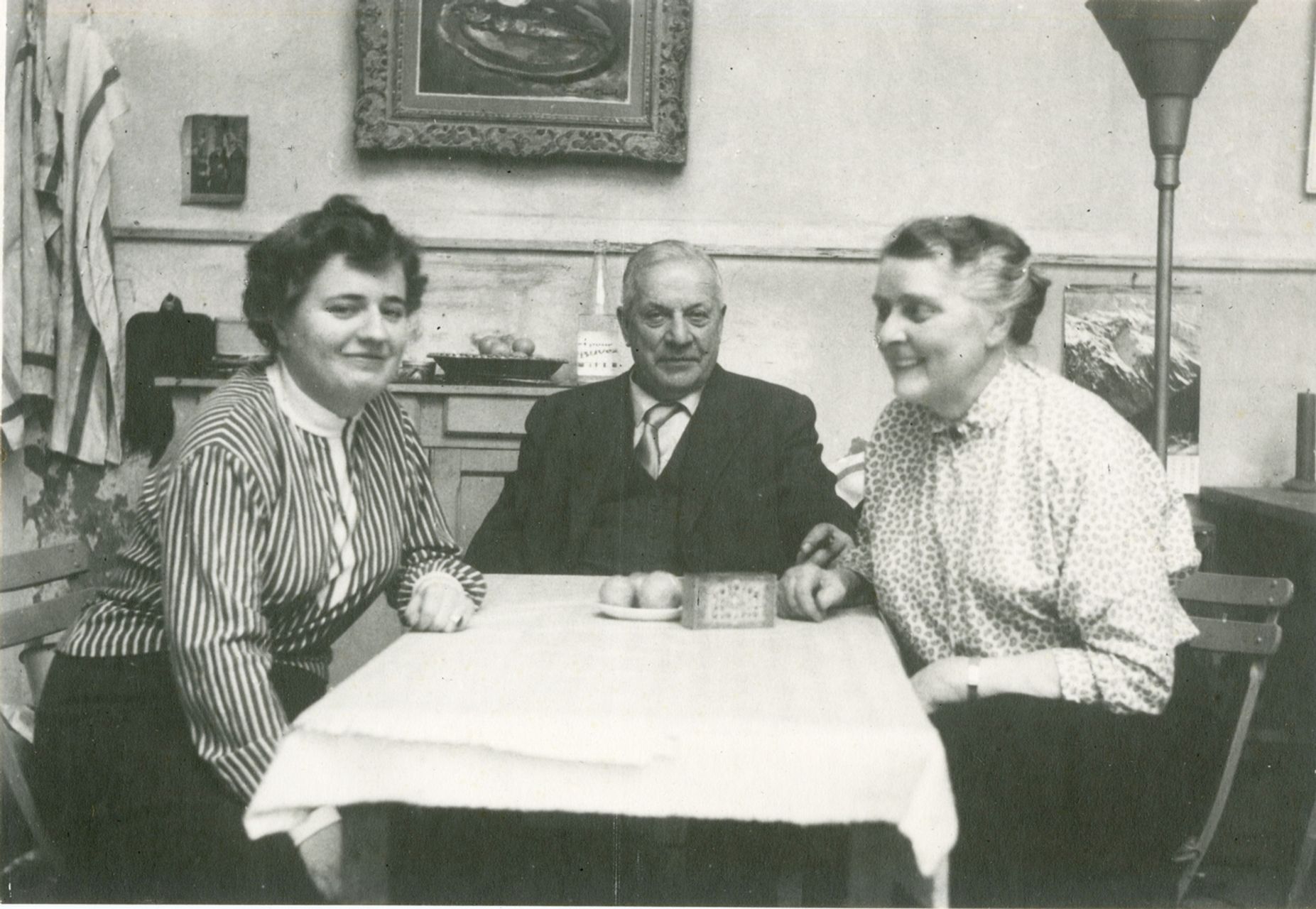 Fotografie, August und Helen Suter und Herta Moser