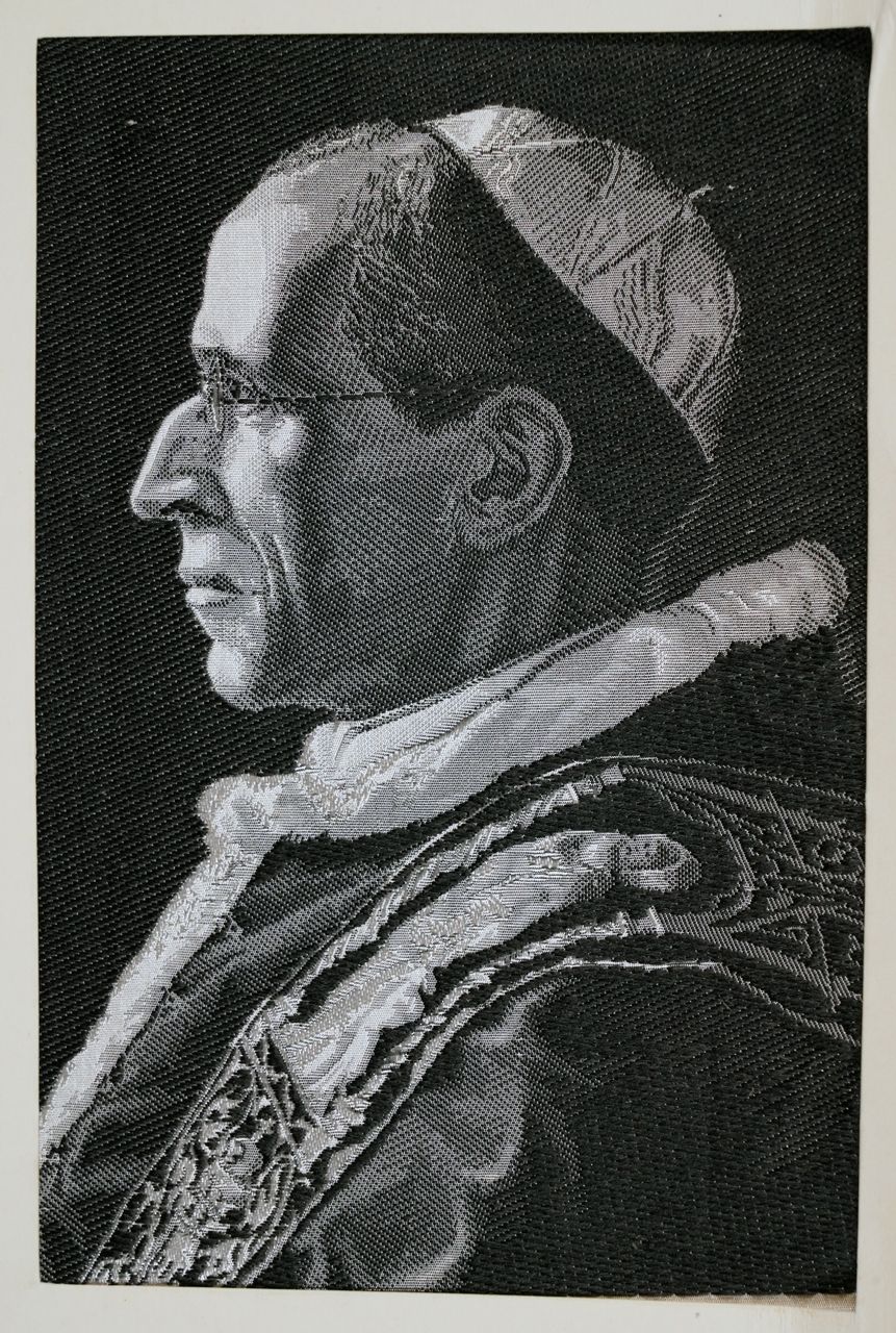 Seidenbild "Porträt Papst Pius P.P. XII"