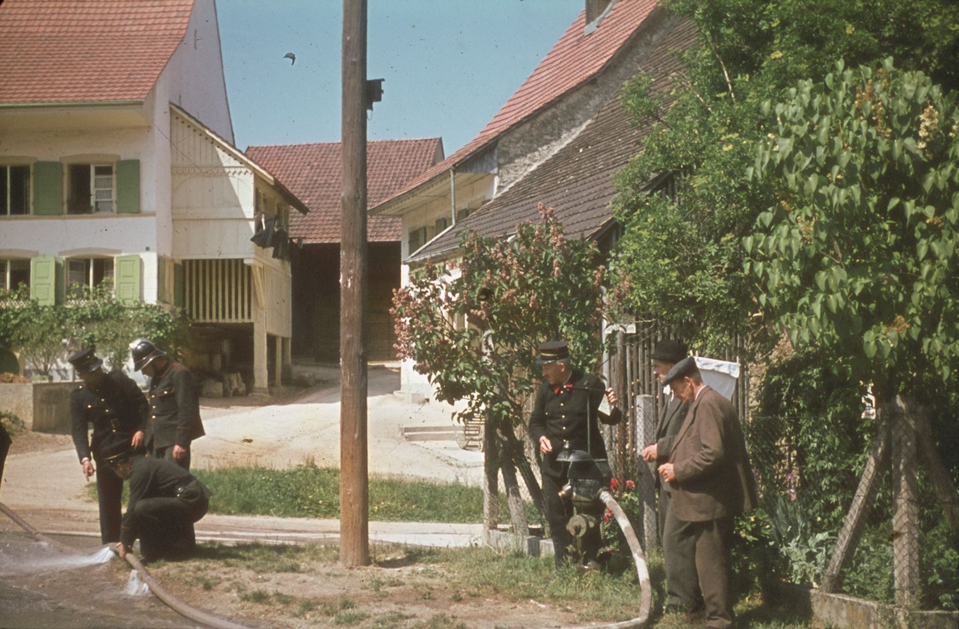 Fotografie, Zunzgen, Feuerwehrübung Bachtelenweg/Hardstrasse