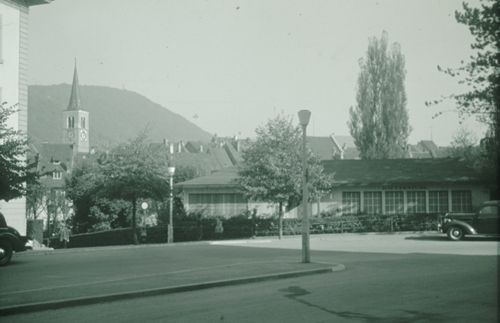 Fotografie, Liestal, Bahnhofplatz, Café "Post" (E. Stutz)