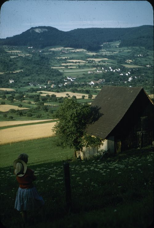 Fotografie, Sissach, Heuschüürli, Fluh & Trachtenmädchen