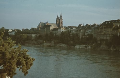 Fotografie, Basel, Rheinufer mit Münster