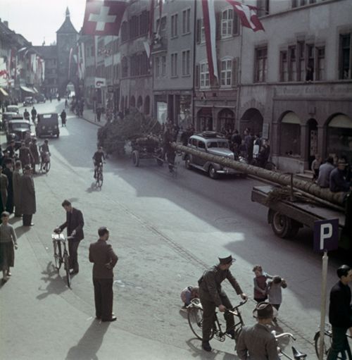 Fotografie, Liestal, Rathausstrasse, Freiheitsbaum