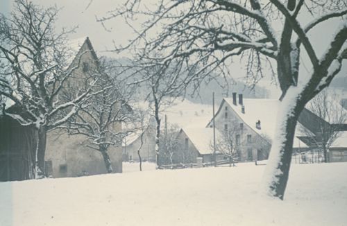 Fotografie, Ormalingen, Häusergruppe im Schnee