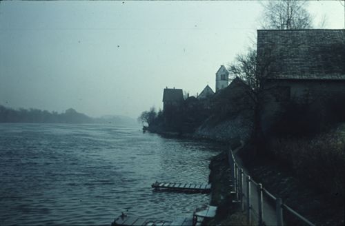 Fotografie, Kaiseraugst, Rheinufer mit Kirche