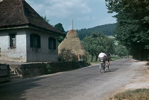 Fotografie, Langenbruck, Lochhuus mit Heutriste