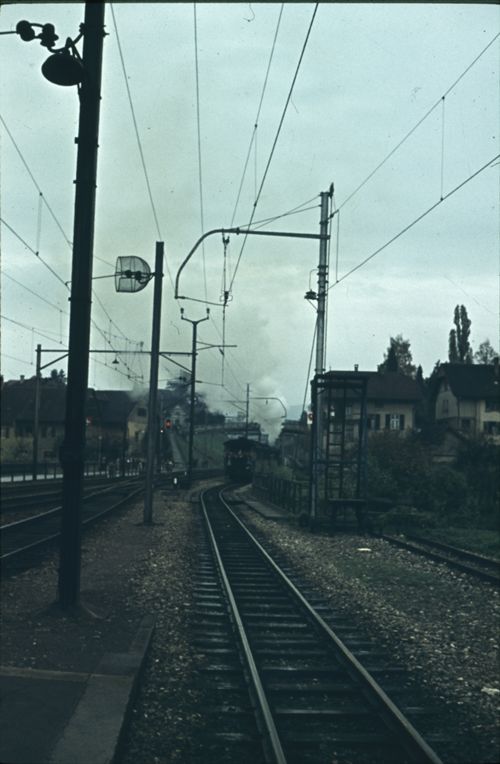 Fotografie, Elektrifizierungsfest der Waldenburgerbahn, Ausfahrt aus dem Bahnhof Liestal