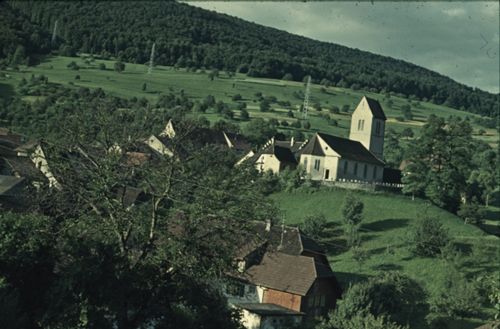 Fotografie, Oltingen, mit Kirche