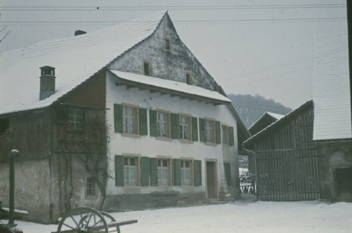 Fotografie, Ormalingen, Bauernhaus im Schnee