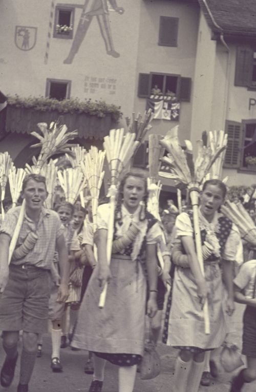 Fotografie, Liestal, 450-Jahrfeier, Chienbäse-Gruppe