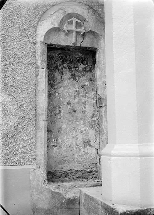 Fotografie, Liestal; Grabmal in der Kirche