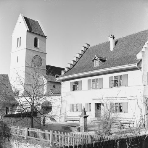 Fotografie, Oltingen, Kirche & Pfarrhaus