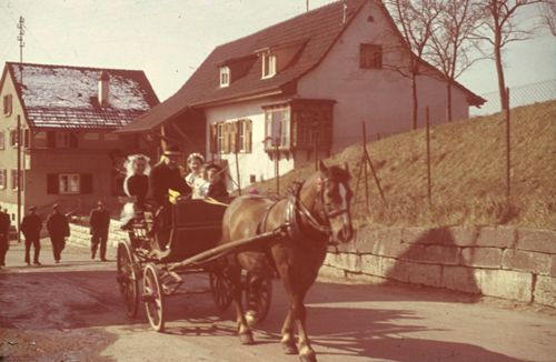 Fotografie, Biel-Benken, Fasnacht, Sujet Bauernhochzeit