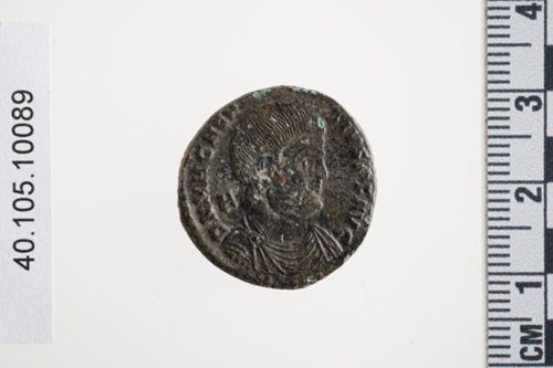 Münze, AE2, Magnentius