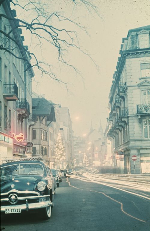 Fotografie, Basel, Steinenvorstadt mit Weihnachtsbeleuchtung