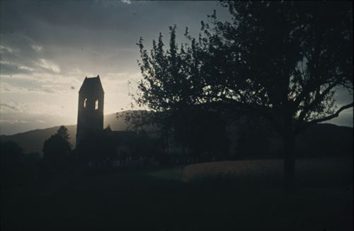 Fotografie, Gelterkinden, Kirche im Gegenlicht