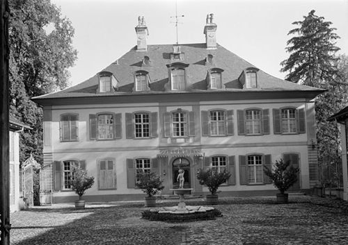 Fotografie, Sissach, Schloss Ebenrain, Ehrenhof