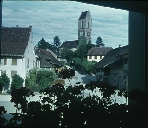 Fotografie, Gelterkinden, Dorfplatz mit Kirche