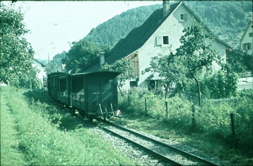 Fotografie, Waldenburgerbahn, Dampfzug in Oberdorf