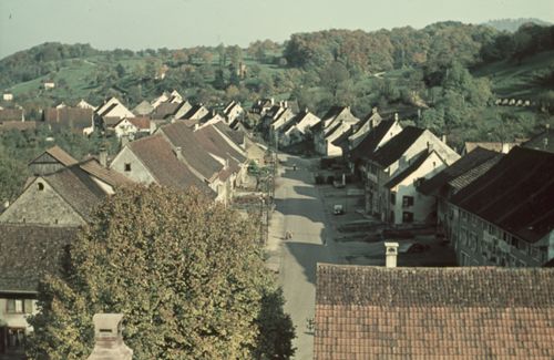 Fotografie, Pratteln, Blick vom Kirchturm in die Hauptstrasse
