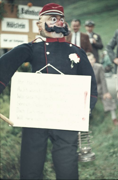 Fotografie, Elektrifizierungsfest der Waldenburgerbahn, beim Bahnhof Hölstein Süd