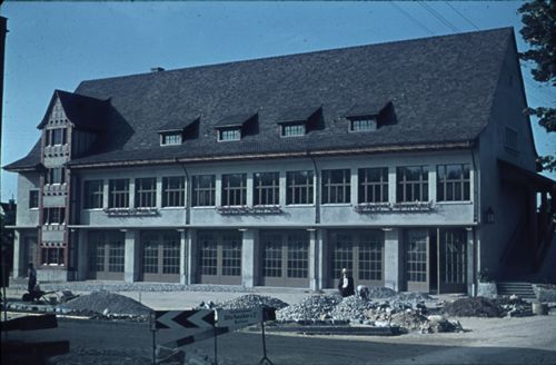 Fotografie, Muttenz, neues Feuerwehrmagazin und Schulzimmer
