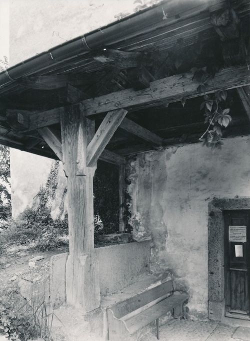 Fotografie, Schlosskirche Spiez, Vordach, Eingang