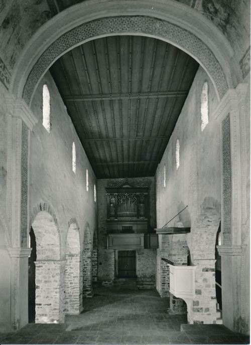 Fotografie, Schloss Spiez, Schlosskirche, Innenansicht nach Restaurierung