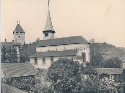 Fotografie, Schlossturm und Schlosskirche Spiez