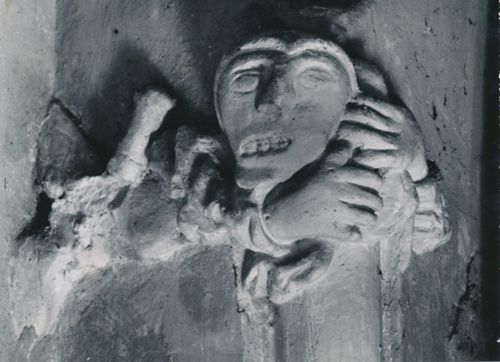 Fotografie, Schloss Spiez, Schlosskirche, Innenansicht, Figurenkapitell