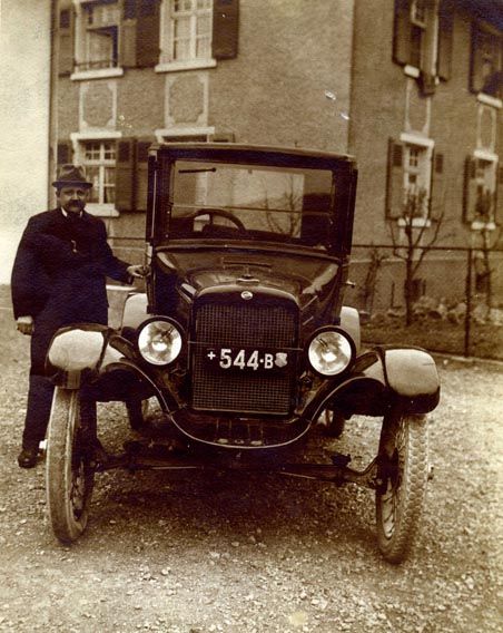 Fotografie, Stolzer Autobebsitzer Toni Brüderlin
