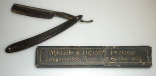 Rasiermesser mit Etui